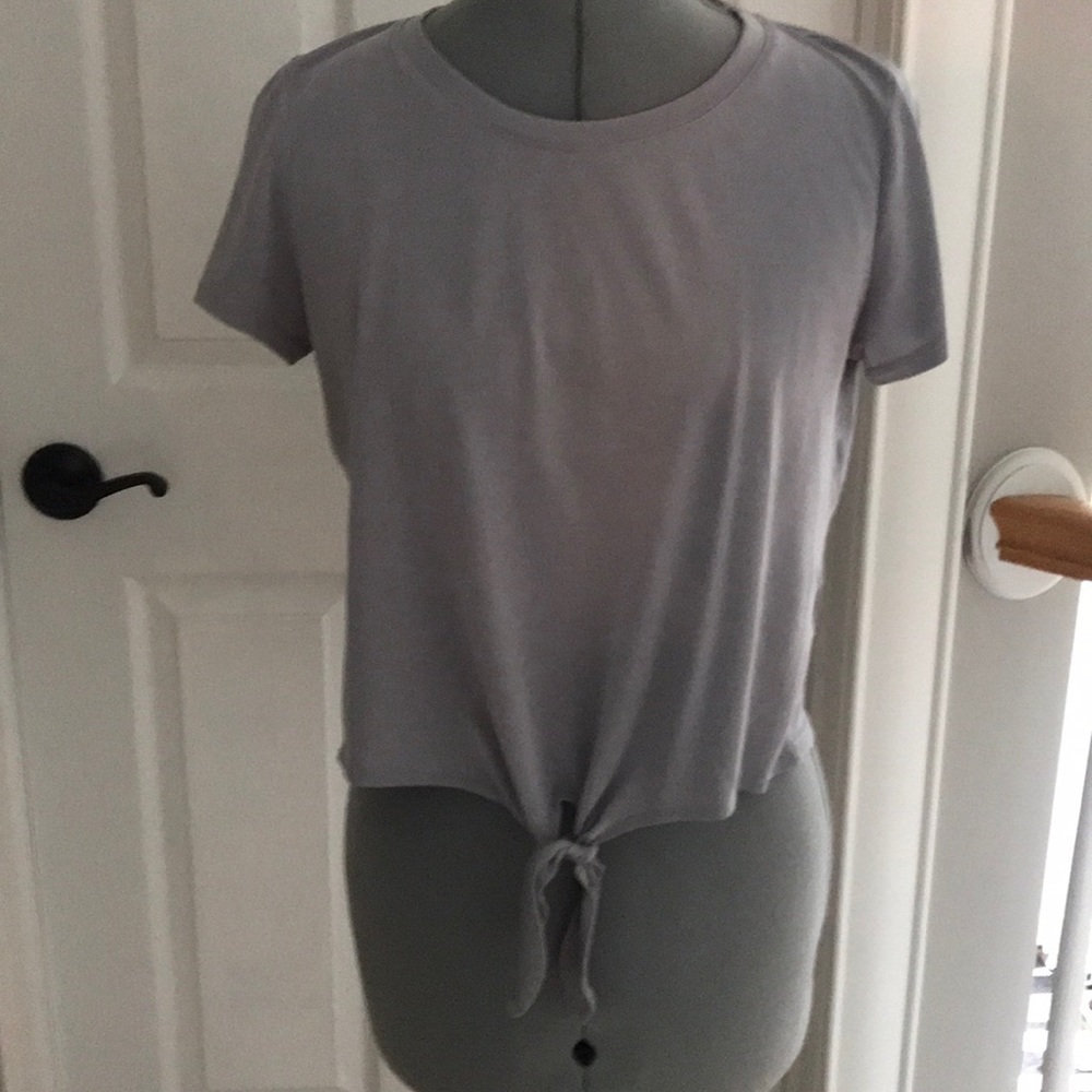 Short sleeve grey shirt with tie front